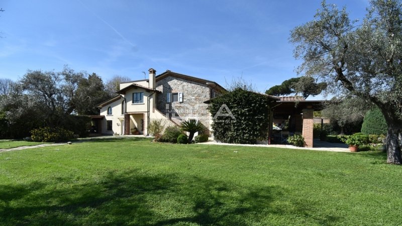 Villa à Forte dei Marmi